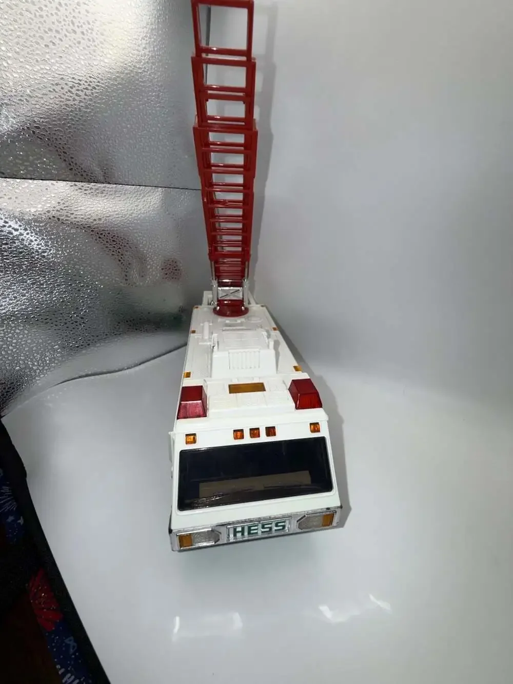 1996 Hess Emergency Ladder Truck Toy with Original Box